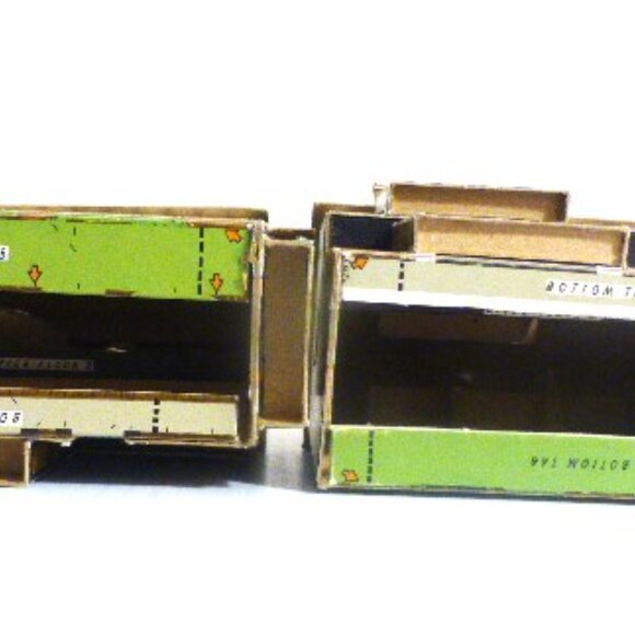 8 House MODEL BUILDINGS 1.75 - 4.5" High Railroad Model Train Set Model Kit - Picture 15 of 16